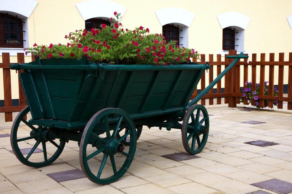 Hotel Pod Sluncem Třebíz Εξωτερικό φωτογραφία
